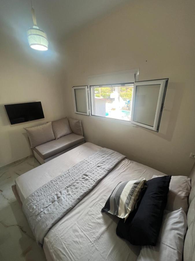 Theodore Resort Agios Georgios  Buitenkant foto