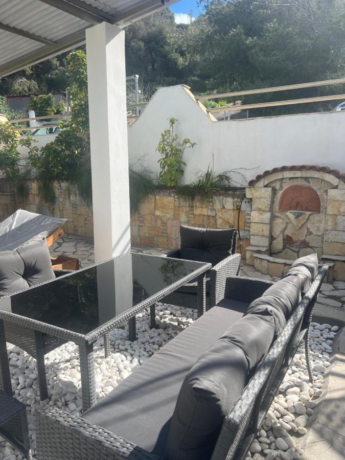 Theodore Resort Agios Georgios  Buitenkant foto
